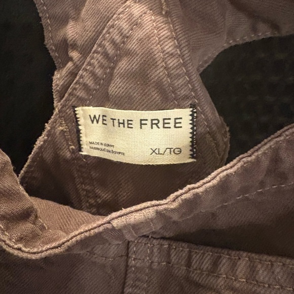 Free People We The Free Good Luck Barrel Overalls XL Chocolate Mousse NWT - Picture 6 of 7